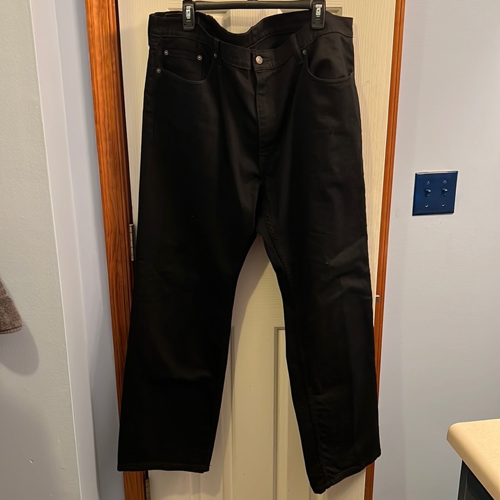 Coal black Levi’s style 559 relaxed fit 42x32